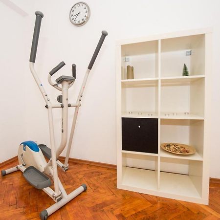 Universitate 1 Lägenhet Bukarest Exteriör bild